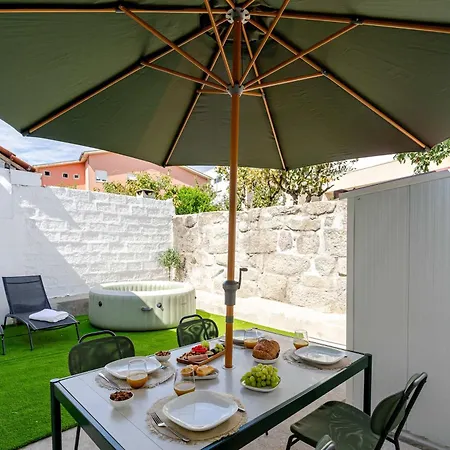 Traditional Townhouse With Jacuzzi By Hostwise * Oporto